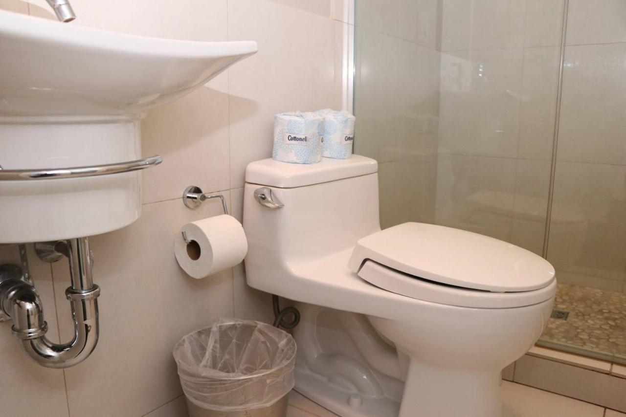 Stylish Studio On Newbury St, This Is Boston! #12 Bagian luar foto